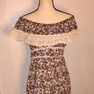 Vintage Montgomery Ward Boho Maxi Off Shoulder Lace Floral Tie Waist Cottagecore